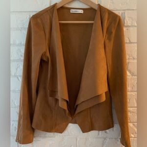 Sweetbei J  Women's Brown Faux Suede Waterfall
Cropped Jacket  Size Small